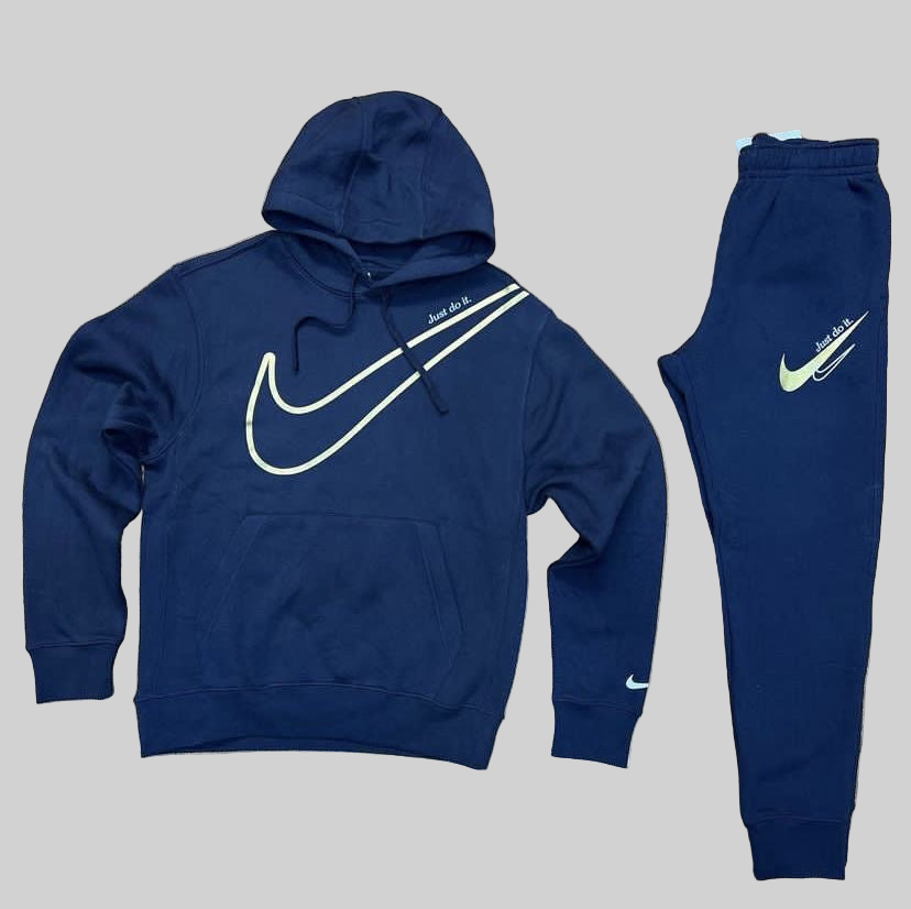 Ensemble Nike