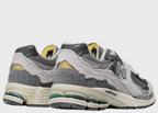 New Balance 2002R
